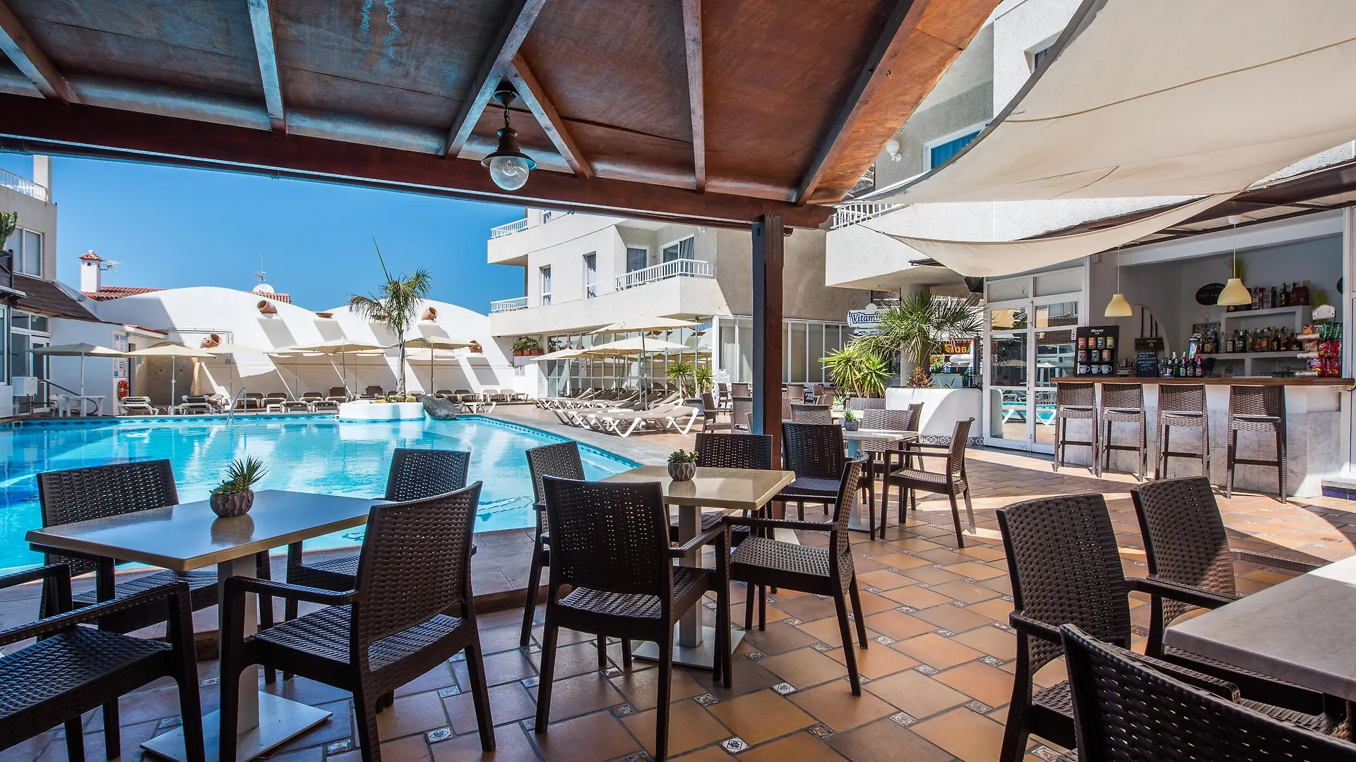 Vigilia Park Aparthotel Puerto de Santiago  Puerto de Santiago (Tenerife)