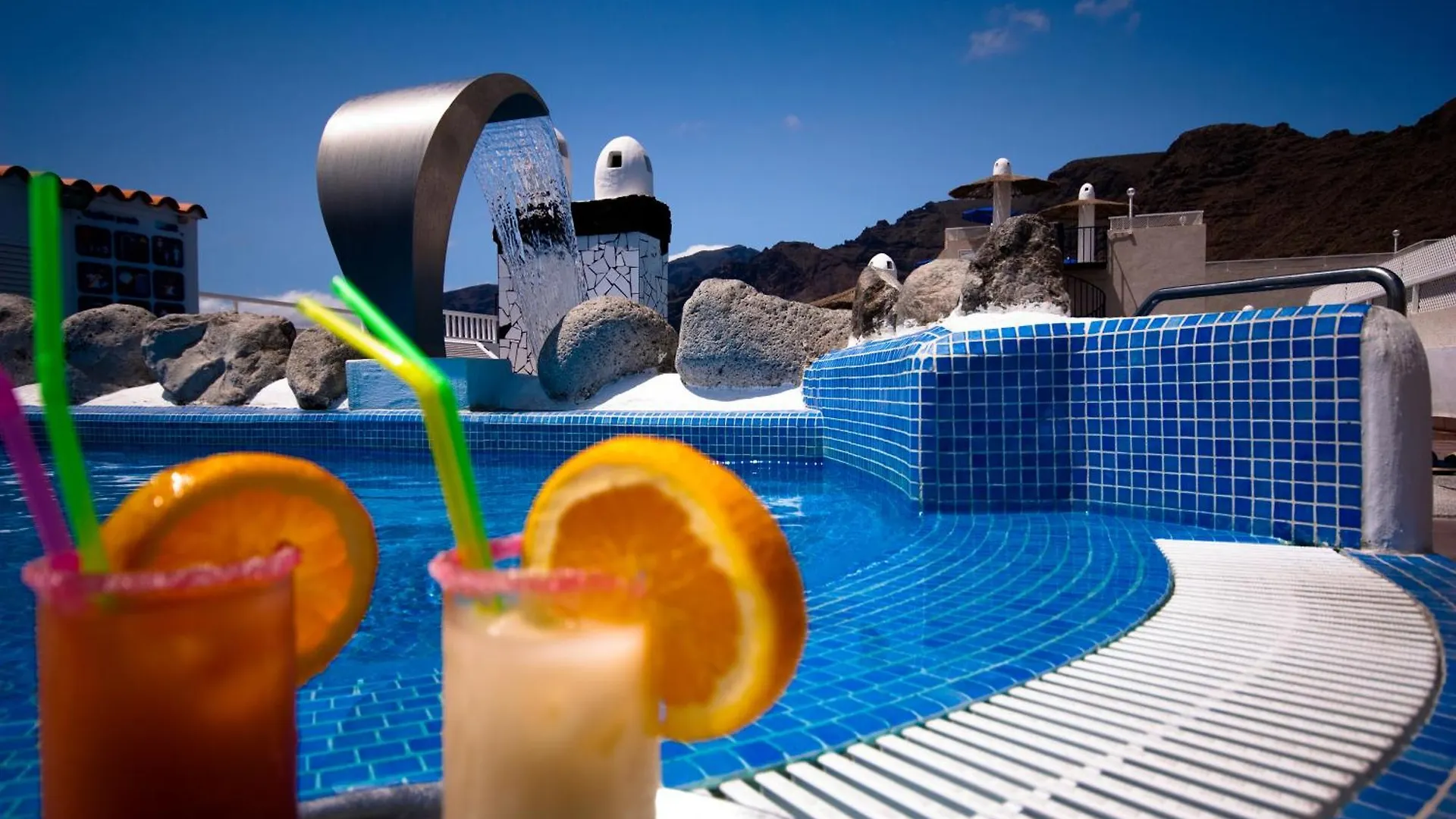 Vigilia Park Aparthotel Puerto de Santiago